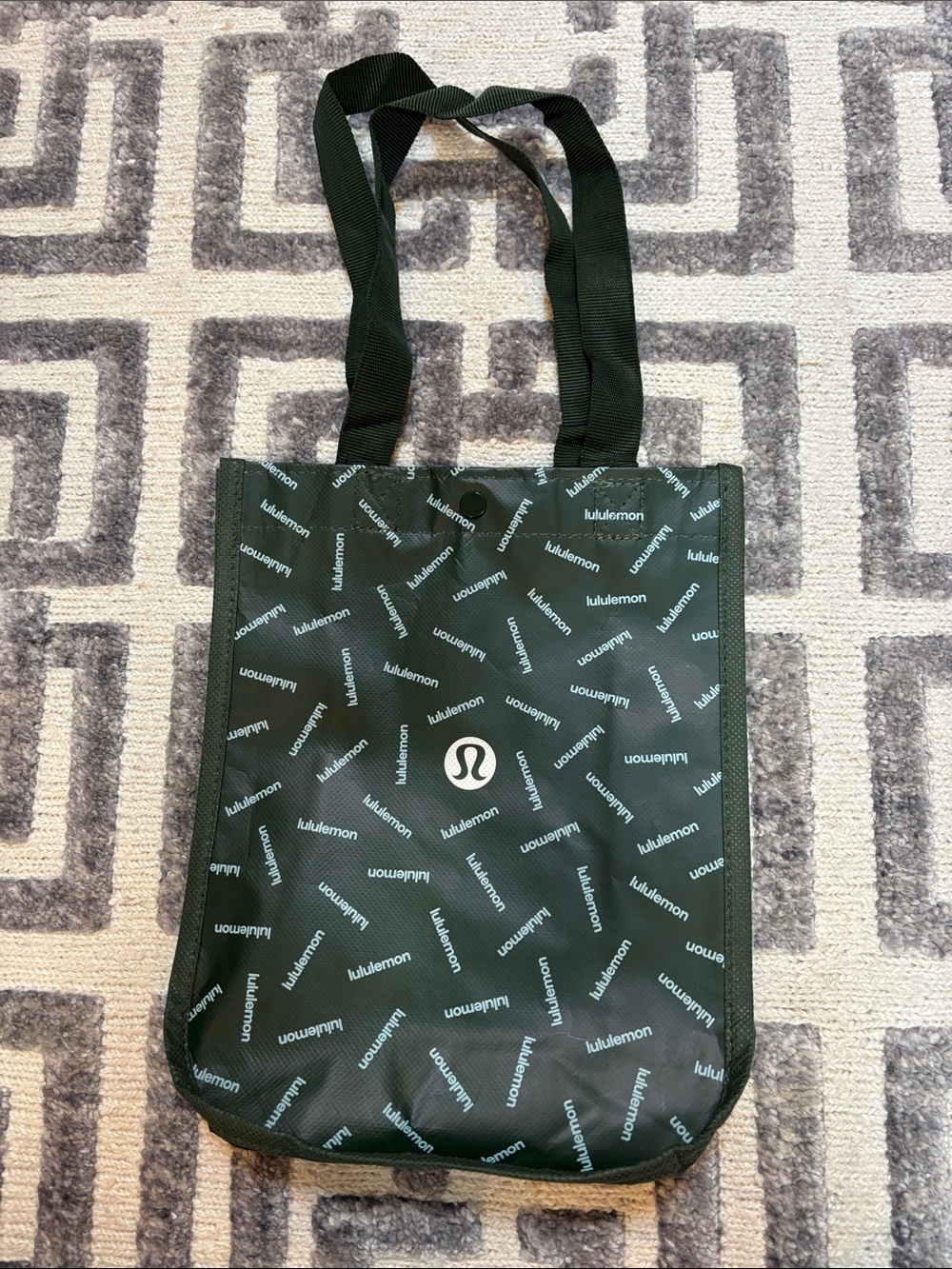 Lululemon small shopping tote